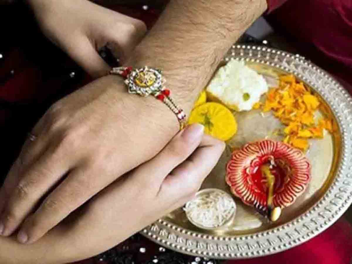 Raksha Bandhan 2021 | పురుషోత్త‌ముడు యుద్ధంలో గెలిచినా అలెగ్జాండ‌ర్‌ను చంప‌లేదు.. కార‌ణం రాఖీనే !