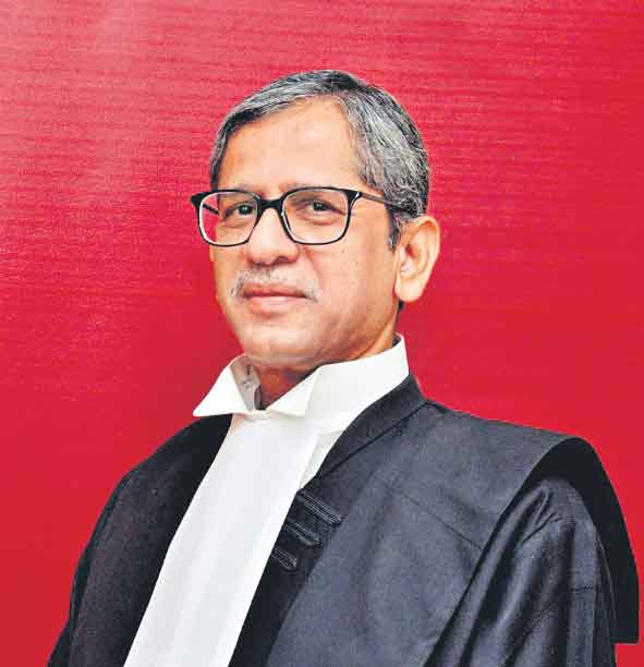 ప్రత్యేక కోర్టులతో తేల్చేయండి