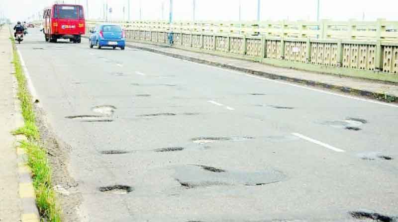 వచ్చారు.. చూశారు.. వెళ్లారు!