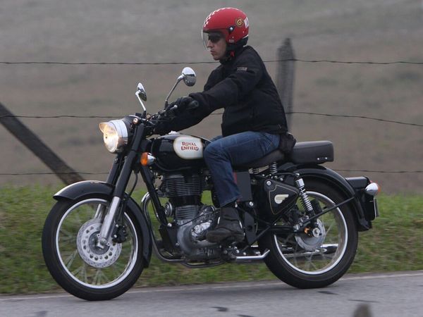 సెప్టెంబ‌ర్ 1న దేశీ మార్కెట్‌లో న్యూ రాయ‌ల్ ఎన్‌ఫీల్డ్ క్లాసిక్ 350 బైక్ లాంఛ్‌!