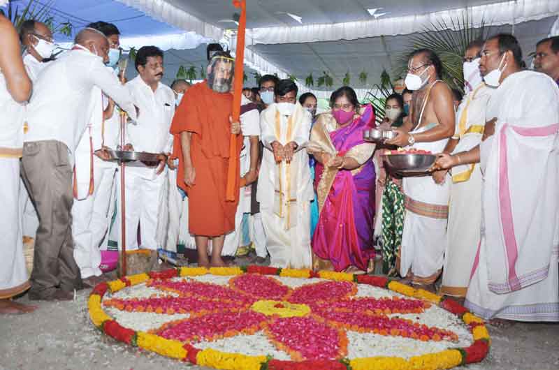 ఆధ్యాత్మికత..  అభివృద్ధిలో భాగమే