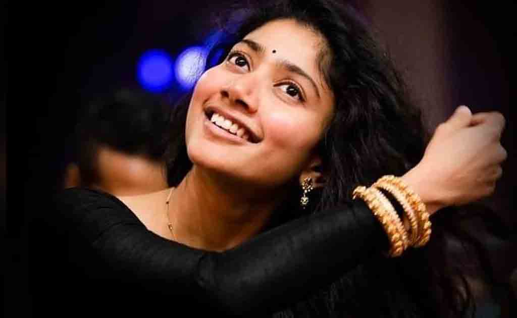 Sai Pallavi Sandalwood Debut| శాండ‌ల్ వుడ్ పై క‌న్నేసిన సాయిప‌ల్ల‌వి