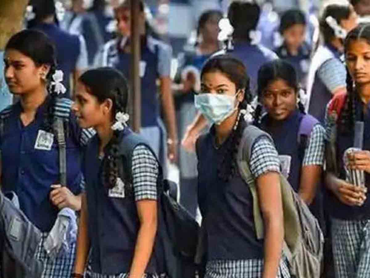 Schools Reopen :సెప్టెంబర్‌ 1 నుంచి ప్రత్యక్ష తరగతులు!