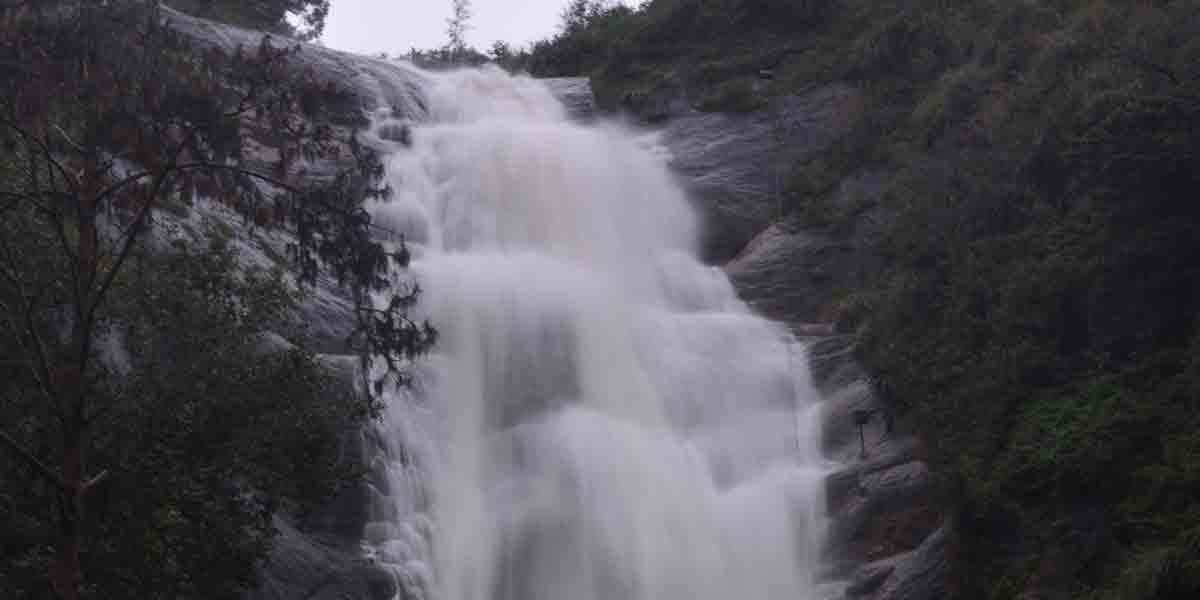 Beautiful Video: క‌నువిందు చేస్తున్న సిల్వ‌ర్ కాస్కేడ్ జ‌ల‌పాతం.. పోటెత్తిన ప‌ర్యాట‌కులు..!