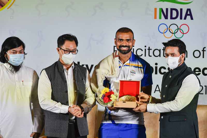 శ్రీజేష్‌కు కోటి నజరానా