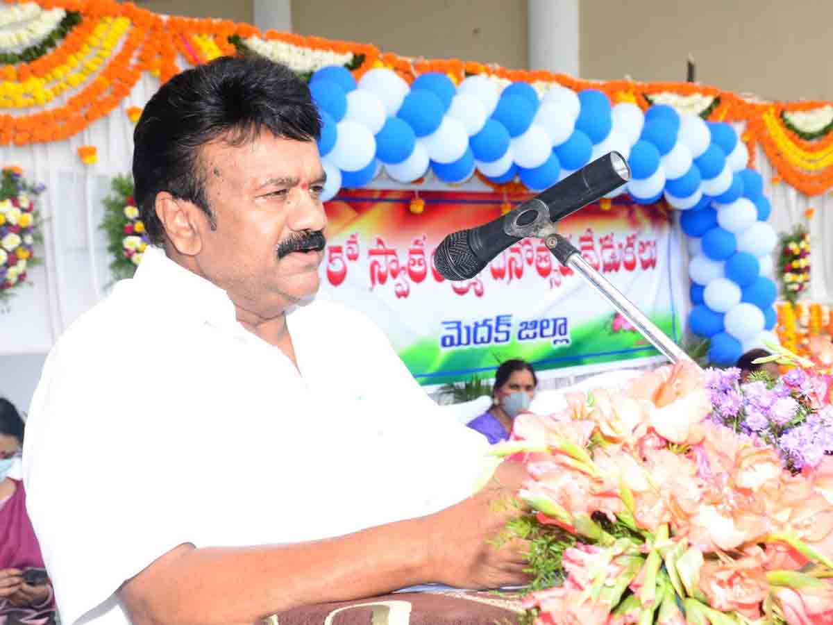 సంక్షేమ పథకాల అమలులో తెలంగాణ దేశానికే ఆదర్శం : మంత్రి తలసాని