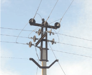 మణికొండలో విద్యుత్‌షాక్‌తో వ్యక్తికి గాయాలు