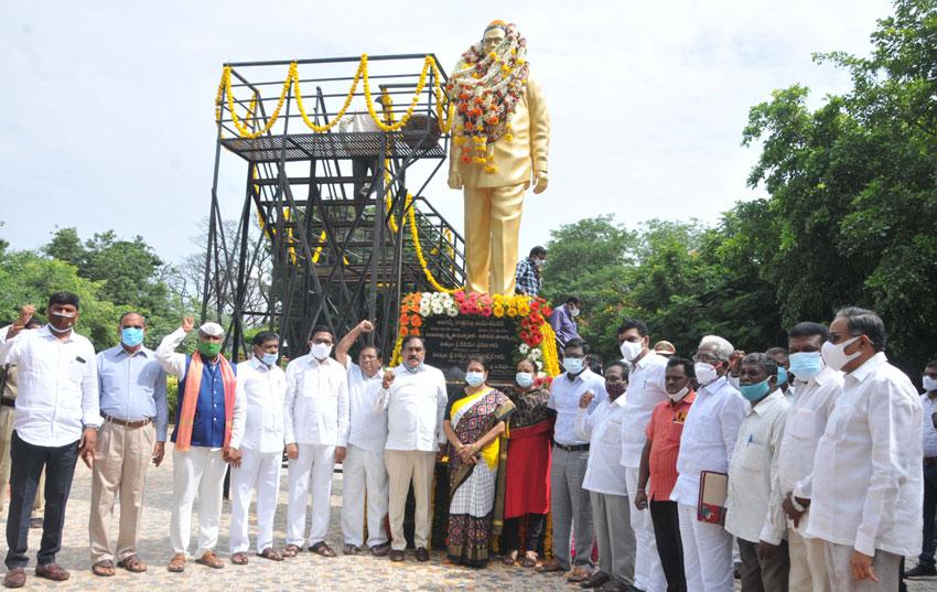 సార్‌ ఉంటే సంబురపడేది