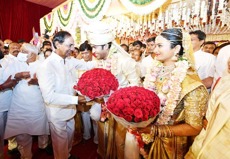 అతిథిలా వచ్చి.. ఆశీర్వదించి..