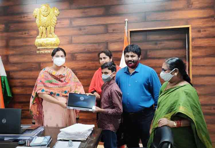 చెస్‌ అండర్‌ -10 పోటీల్లో సత్తాచాటిన వంశీ