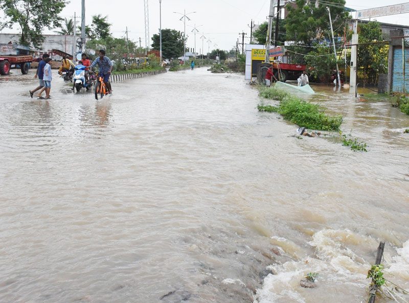 ఉమ్మడి జిల్లాలో దంచికొట్టిన వాన
