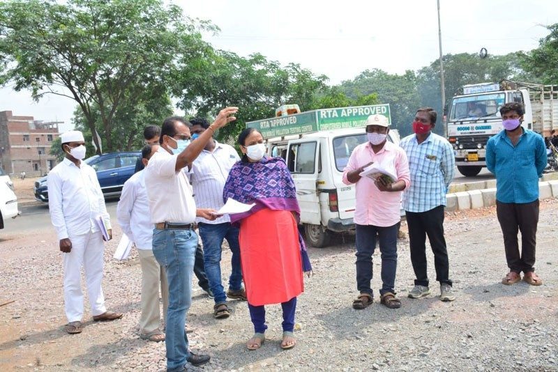 కలెక్టరేట్‌ నిర్మాణానికి తొలి అడుగు