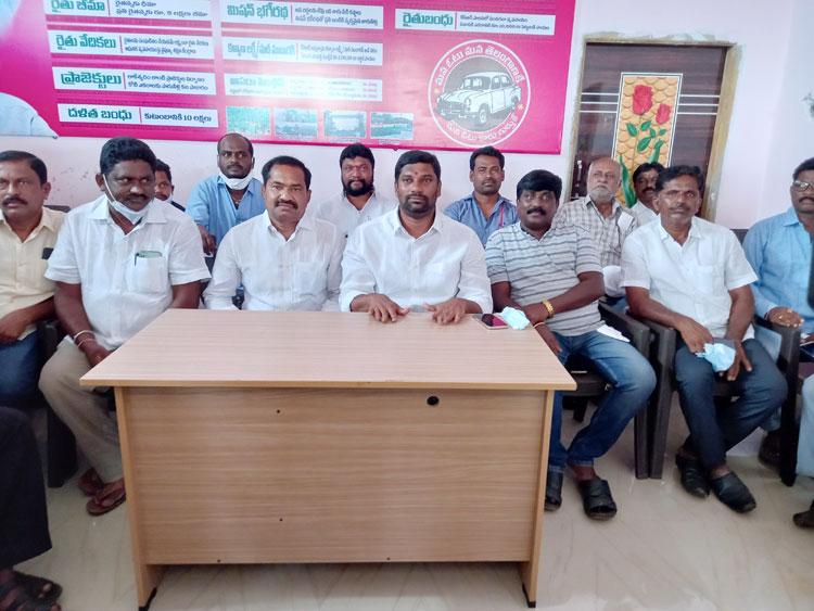 బీజేపీకి ఓటెందుకెయ్యాలో చెప్పాలె