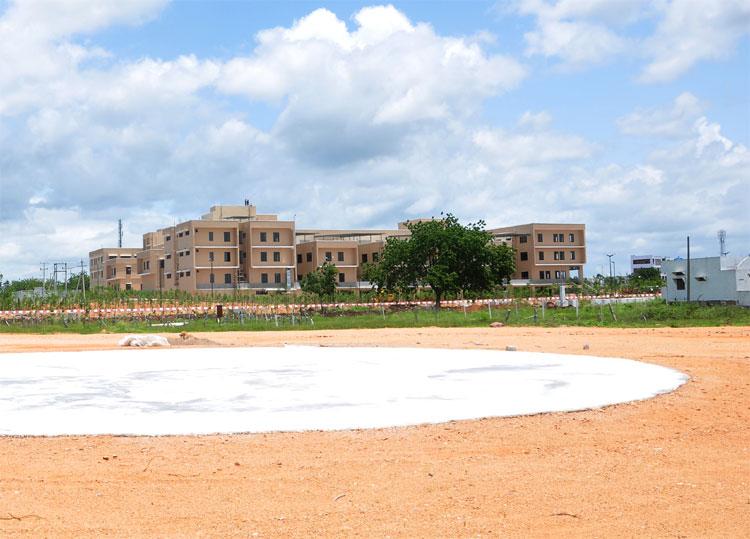 జనగామ సమీకృత కార్యాలయ భవనం ముస్తాబు