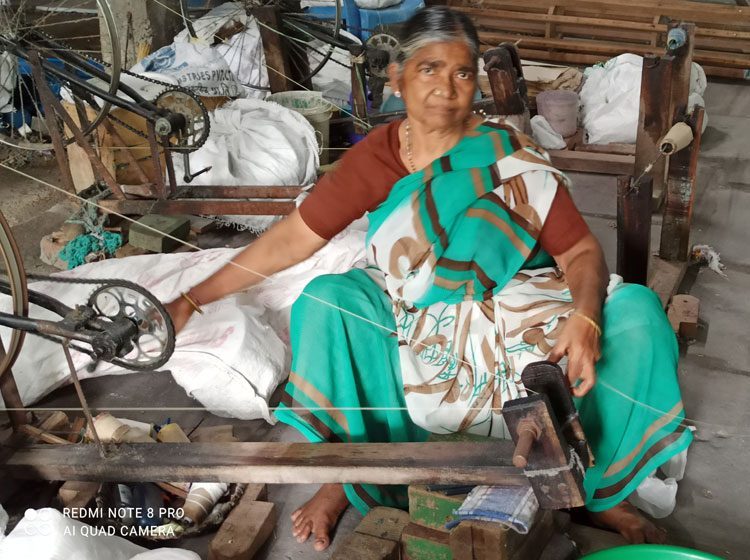 నేతన్నకు అండగా..