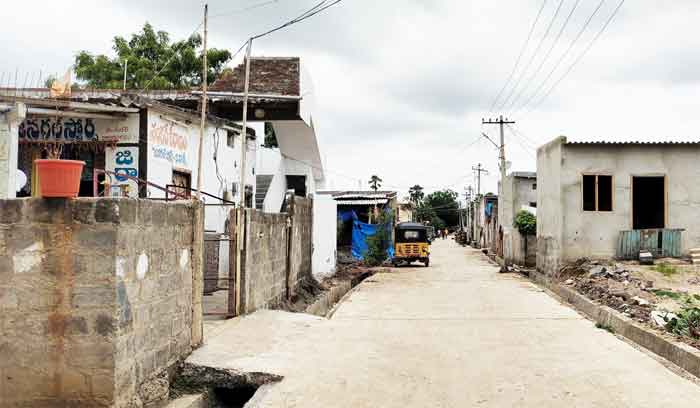 అభివృద్ధిలో ‘ఆదర్శం’