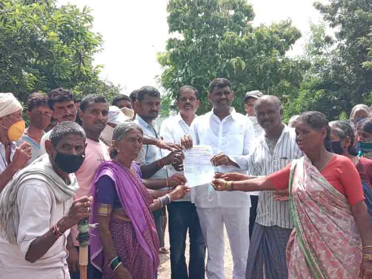 కేసీఆర్‌కు జై కొట్టిన యాదవులు