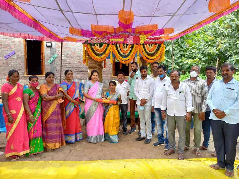 పేదింటి ఆడబిడ్డకు ‘పెద్ది’ అండ