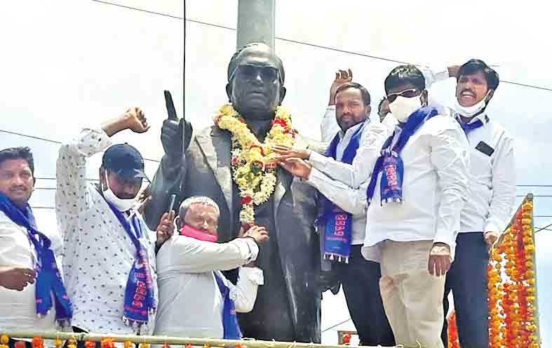 బీజేపీ దళిత వ్యతిరేక పార్టీ