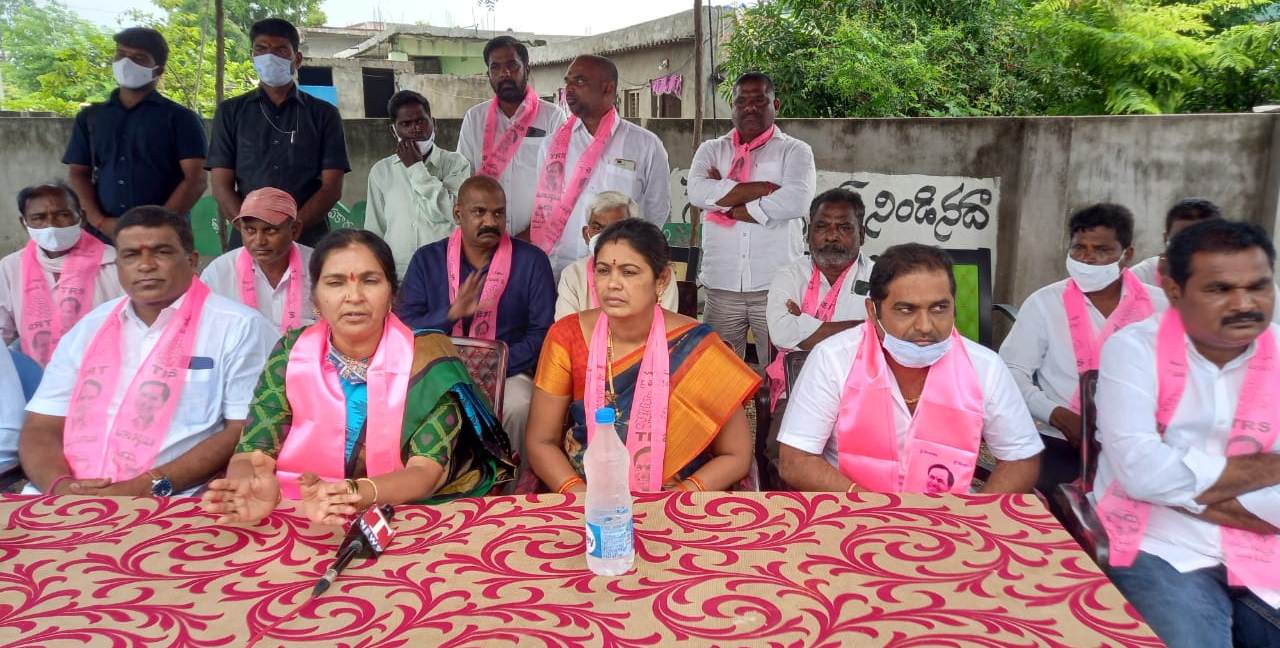 Huzurabad | మ‌న ప‌థ‌కాలు ప‌క్క రాష్ట్రాల‌కు ఆద‌ర్శం: ప‌ద్మా దేవేంద‌ర్ రెడ్డి