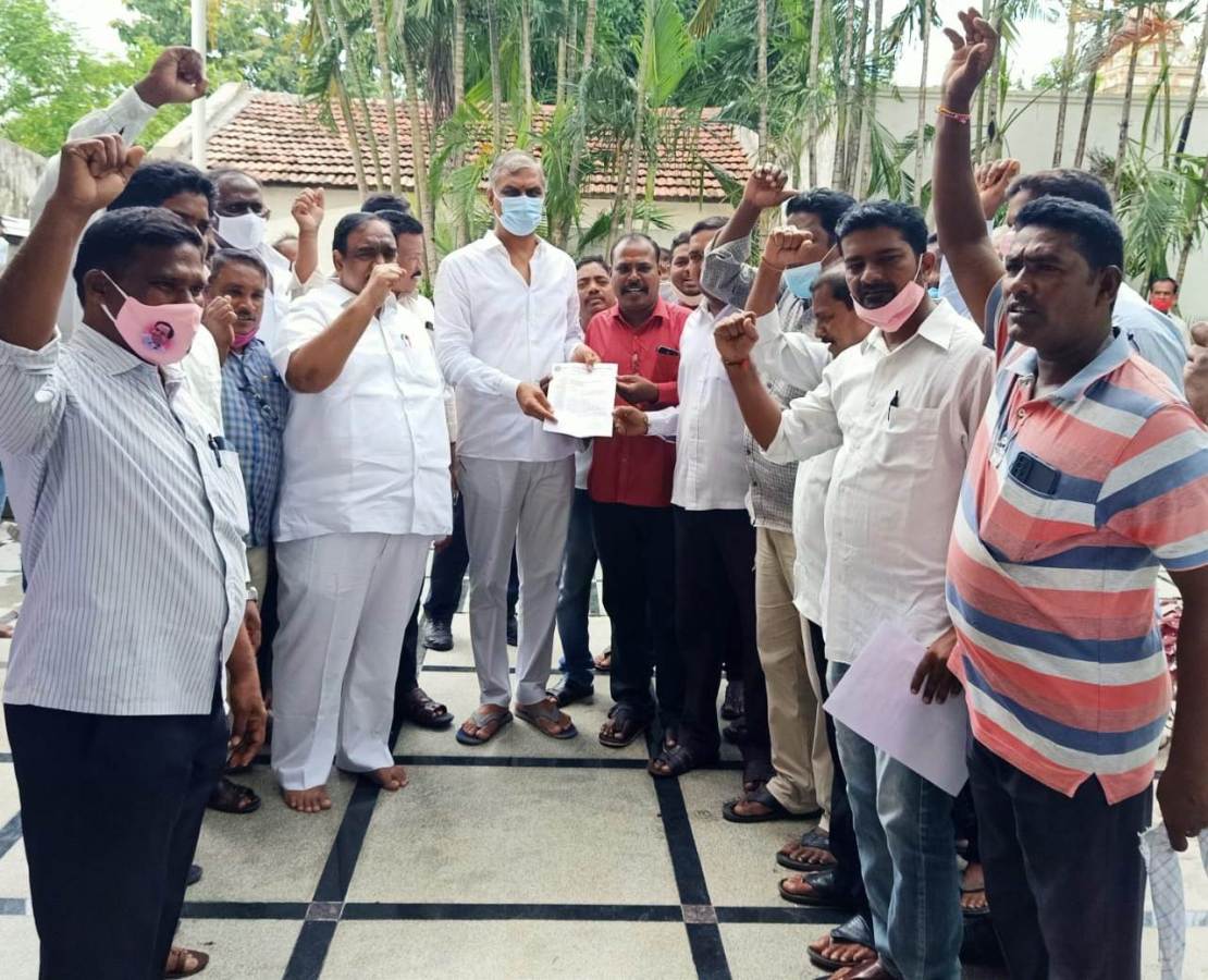 Huzurabad | టీఆర్ఎస్ జోరు… ప్ర‌తి ప‌క్షాలు బేజారు