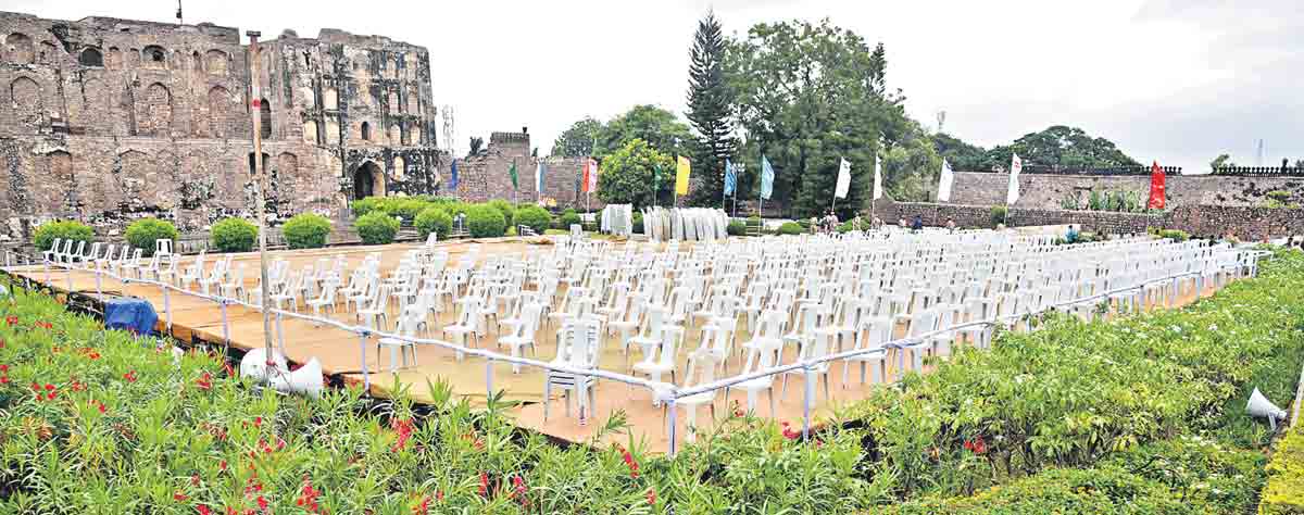 కోటలో వేడుకలు.. రేపు ట్రాఫిక్‌ ఆంక్షలు