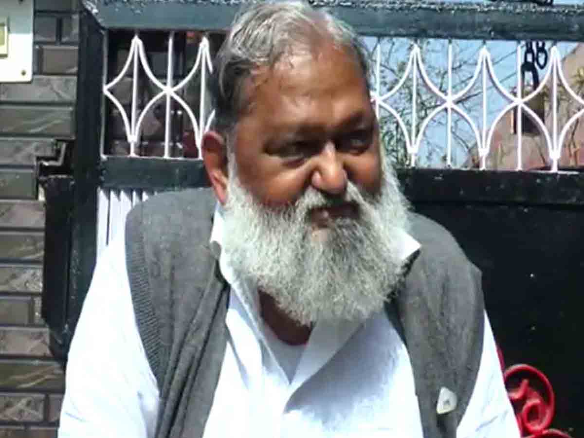 ప్రాణాల మీదకు తెచ్చిన హెలికాప్టర్‌ ప్రయాణం.. హర్యానా మంత్రి అనిల్‌ విజ్‌కు మరోసారి అస్వస్థత