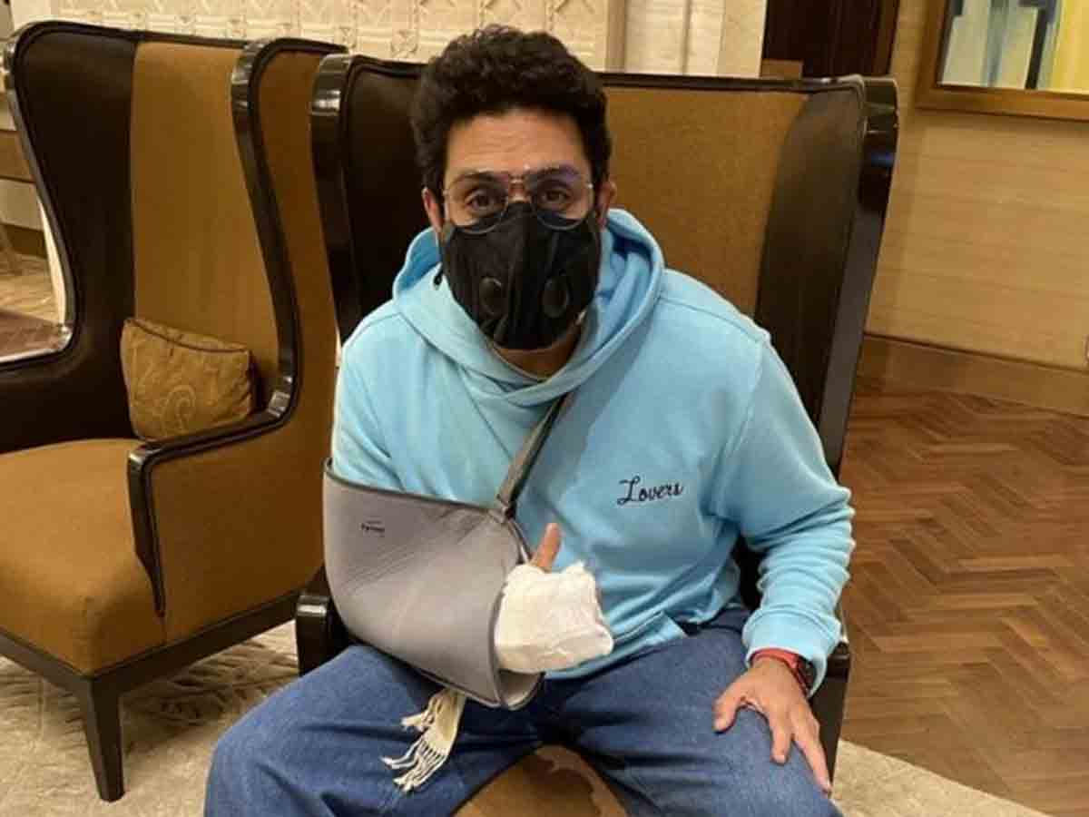 Abhishek Bachchan: కోలుకున్న‌ అభిషేక్ బ‌చ్చ‌న్‌.. క‌ట్టుతోనే షూటింగ్‌కి..!