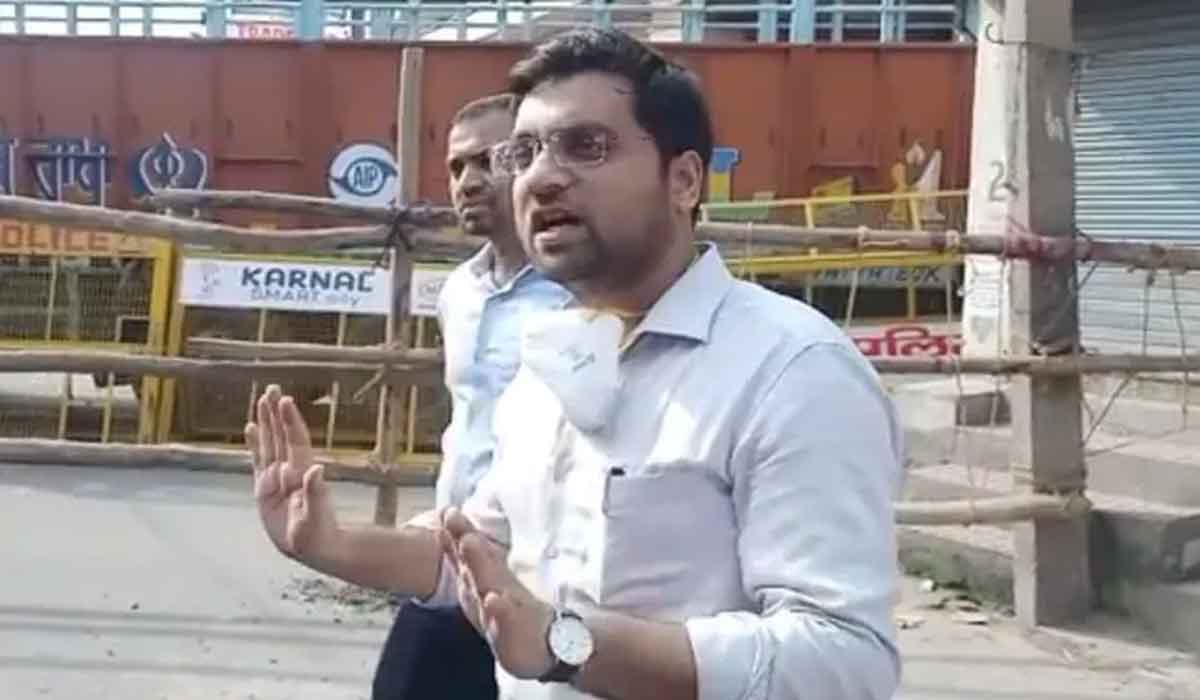 Ayush Sinha: రైతుల త‌ల‌లు ప‌గుల‌గొట్టండ‌న్న ఆఫీస‌ర్‌పై చ‌ర్య‌లు