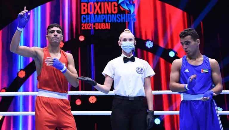 పసిడి పంచ్‌లు