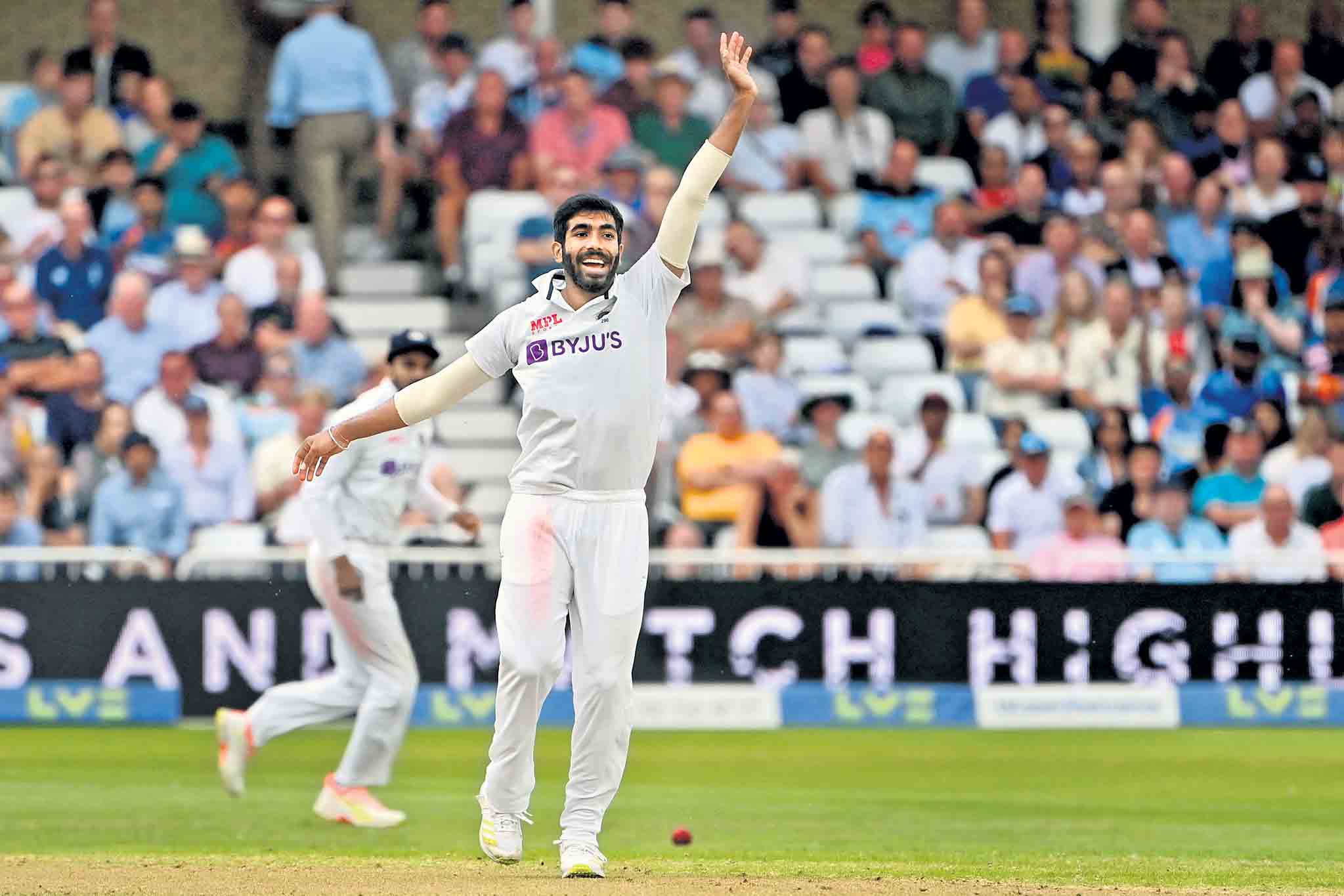 భారత్‌ లక్ష్యం 209