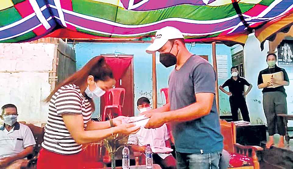 మీరా మనసు బంగారం