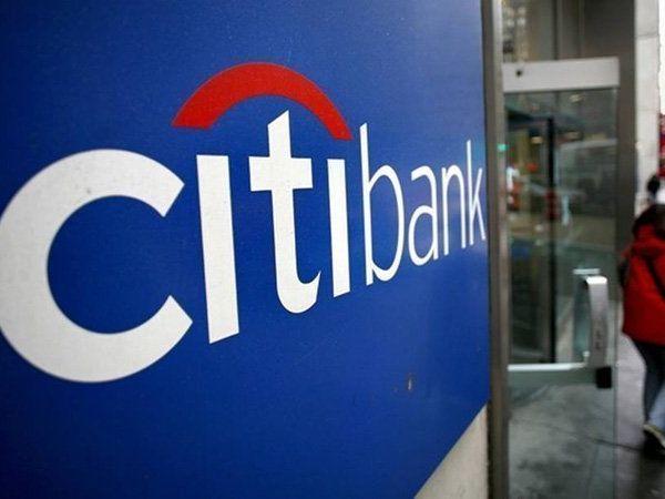 సిటీ బ్యాంక్ రిటైల్ బిజినెస్ కొనుగోలు రేస్‌లో బ్యాంకింగ్ దిగ్గ‌జాలు