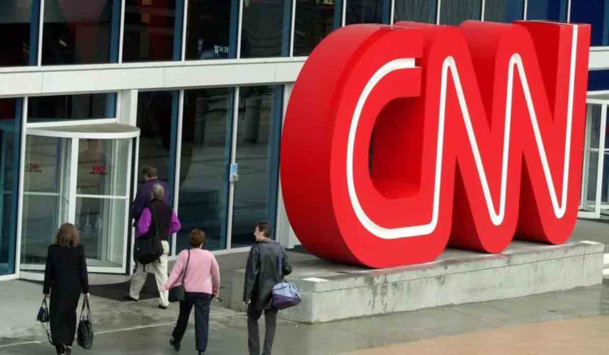 CNN: వ్యాక్సిన్ వేసుకోలేదని.. ముగ్గురు ఉద్యోగుల్ని తొలగించిన సీఎన్ఎన్
