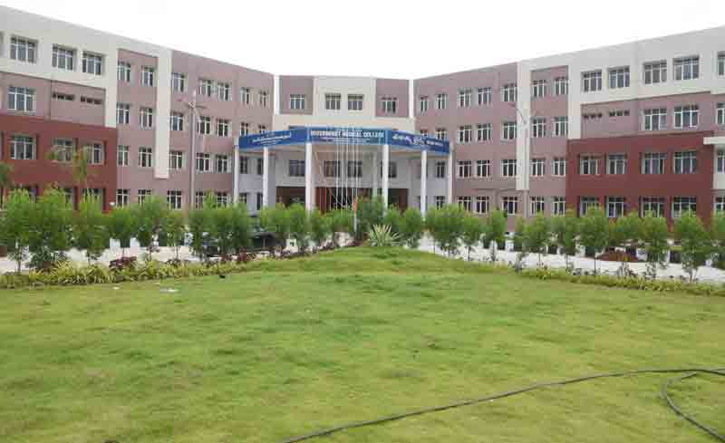 వచ్చే ఏడాది నుంచే కొత్త మెడికల్‌ కాలేజీలు!