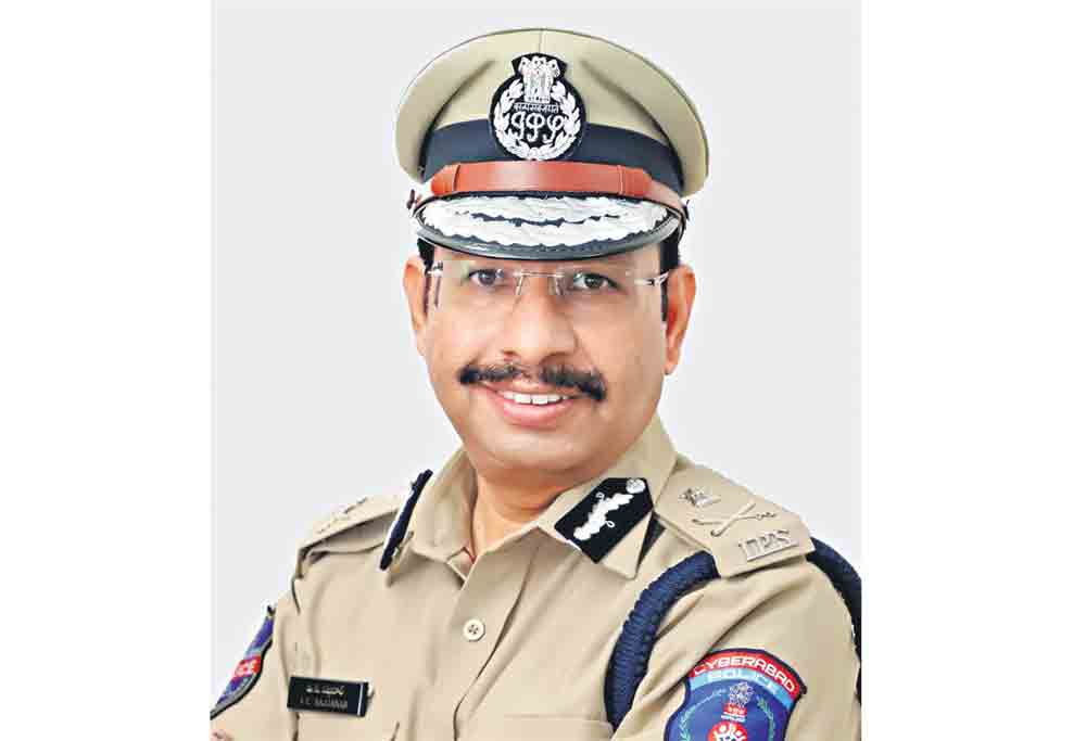 ఐదుగురు ఐపీఎస్‌లకు ఉత్కృష్ట్‌ సేవా పతకాలు