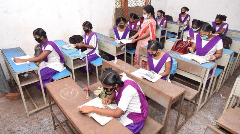 Schools re open in telangana | మోగనున్న బడిగంటలు