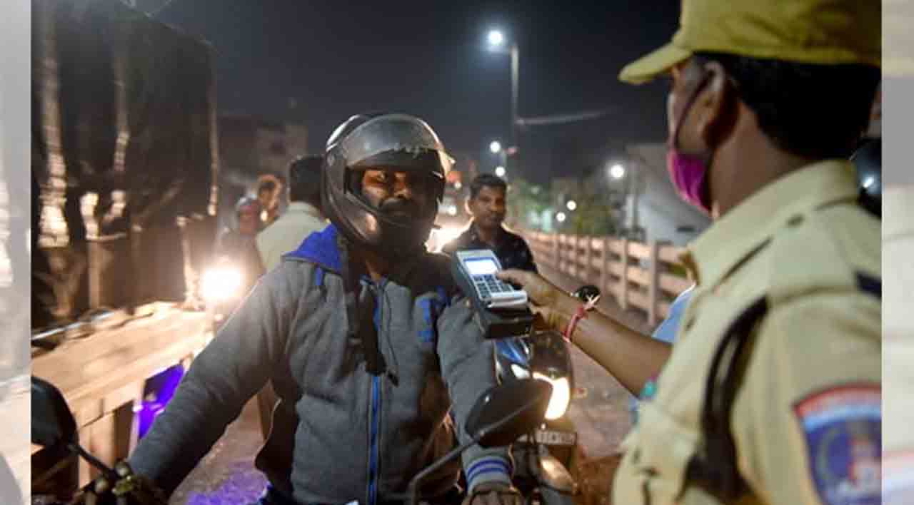 జూలై, ఆగస్టులో డ్రంక్‌ అండ్‌ డ్రైవ్‌లో పట్టుబడ్డ 2,056 మంది