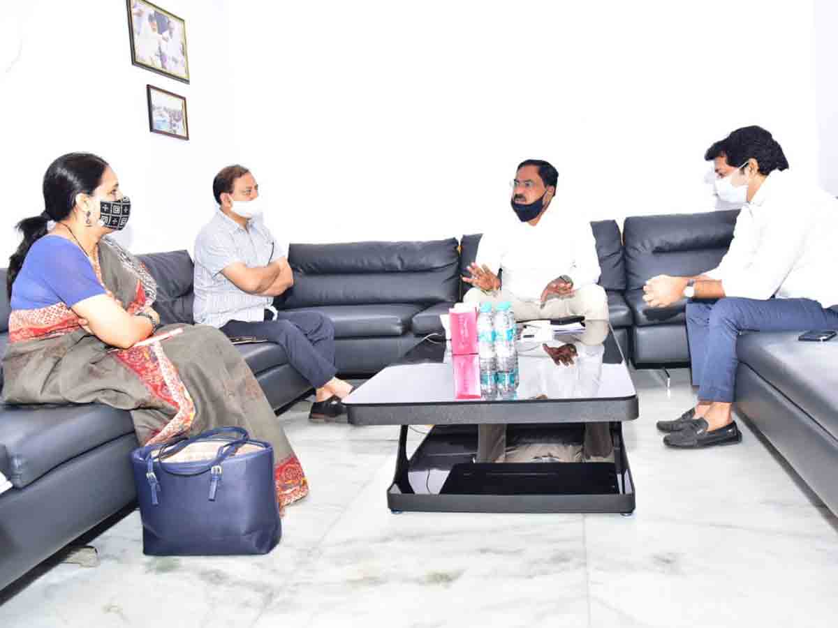 పారదర్శకంగా లబ్ధిదారుల ఎంపిక : మంత్రి ఎర్రబెల్లి