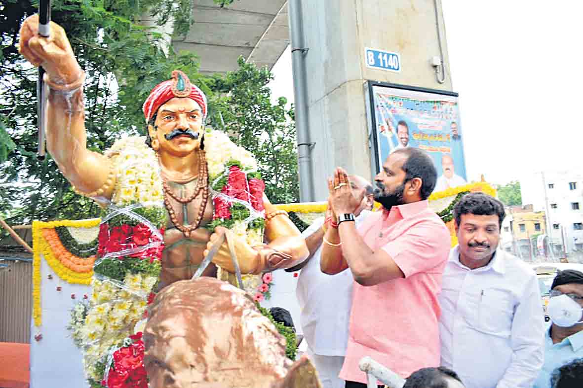 సర్వాయి పాపన్న ఆశయ సాధకుడు కేసీఆర్‌