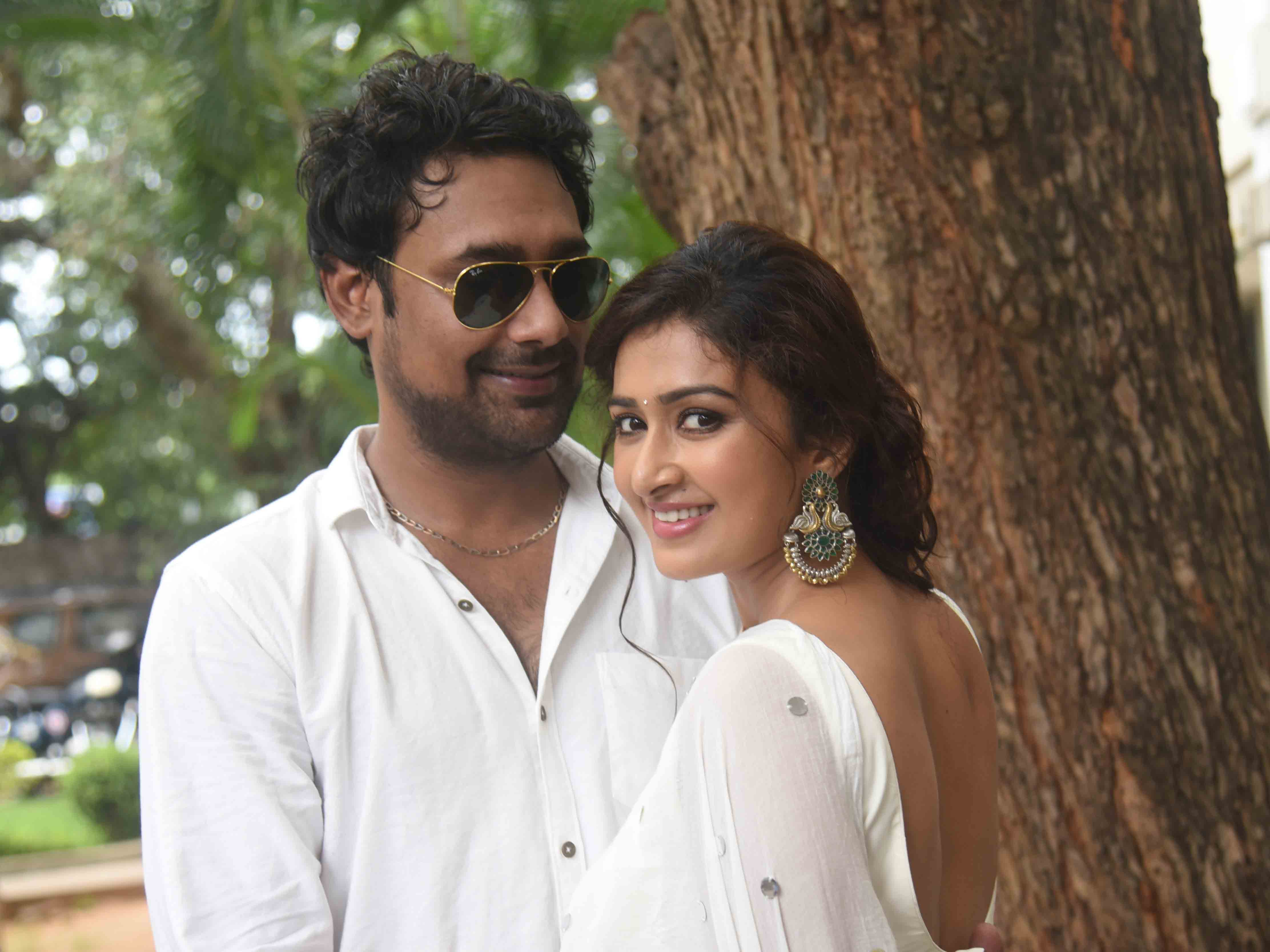 Induvadana Movie: ఇందువ‌ద‌న టీజ‌ర్ లాంచ్ ఫొటోలు