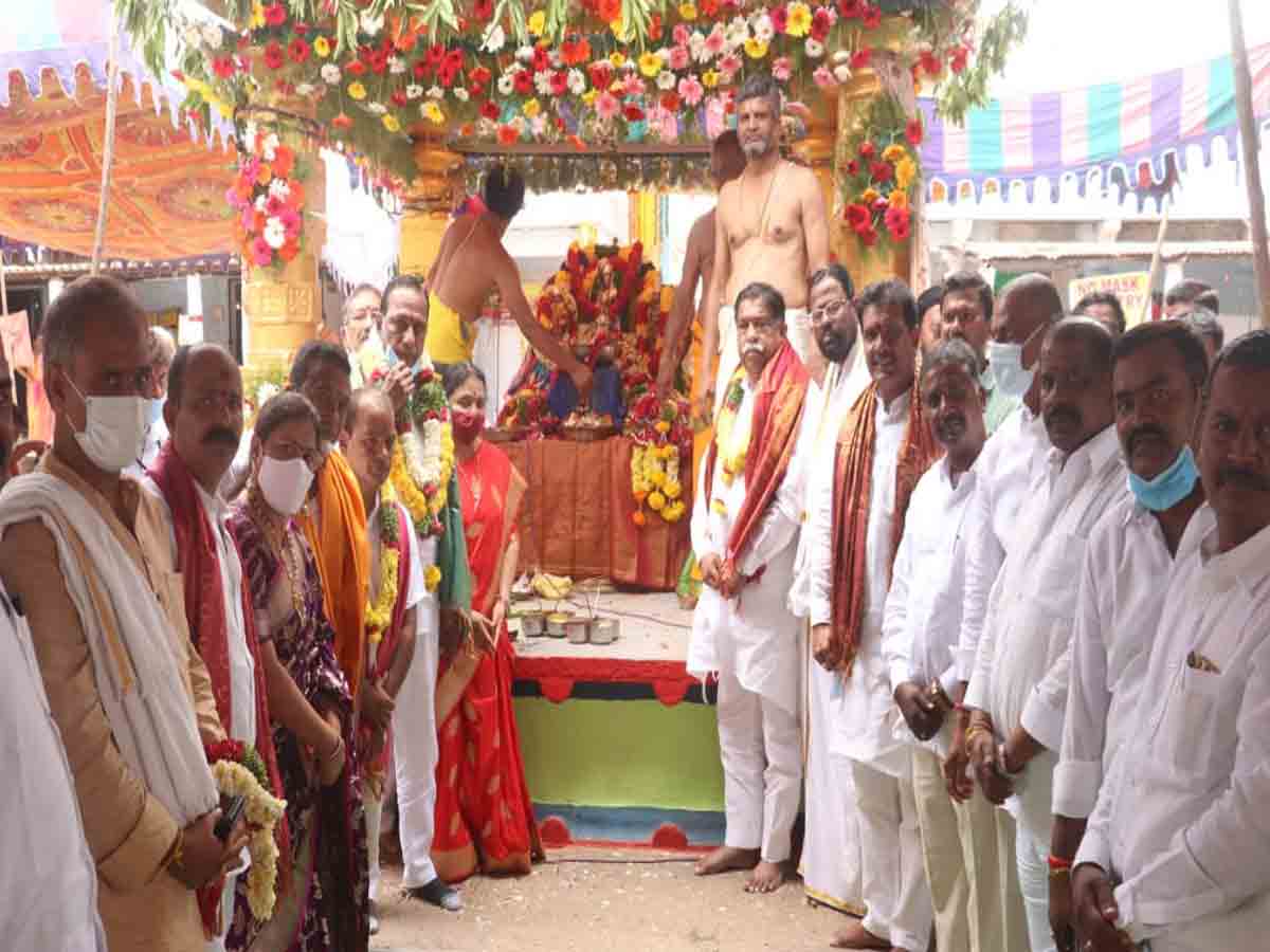 అత్యంతవైభవంగా శ్రీ గోదారంగనాయకస్వామి కళ్యాణ మహోత్సవాలు..