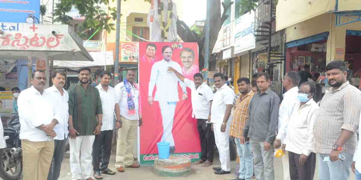 దళిత బంధు పథకం చారిత్రాత్మకం