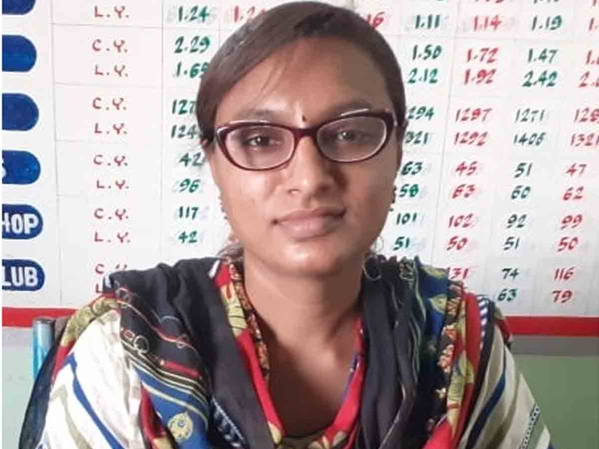 Hyderabad : కార్గొ సర్వీస్‌ల ద్వారా రాఖీలు సరఫరా