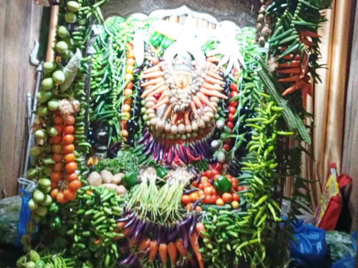 ఆధ్యాత్మిక విలువలను పెంపొందించుకోవాలి