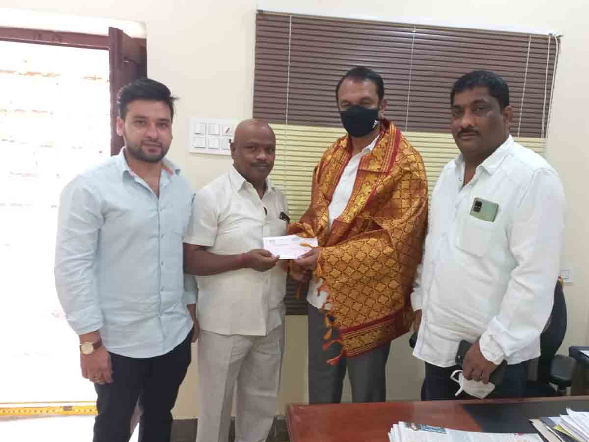 సీఎంఆర్‌ఎఫ్‌ పేదలకు వరం : ఎమ్మెల్యే సుధీర్‌రెడ్డి