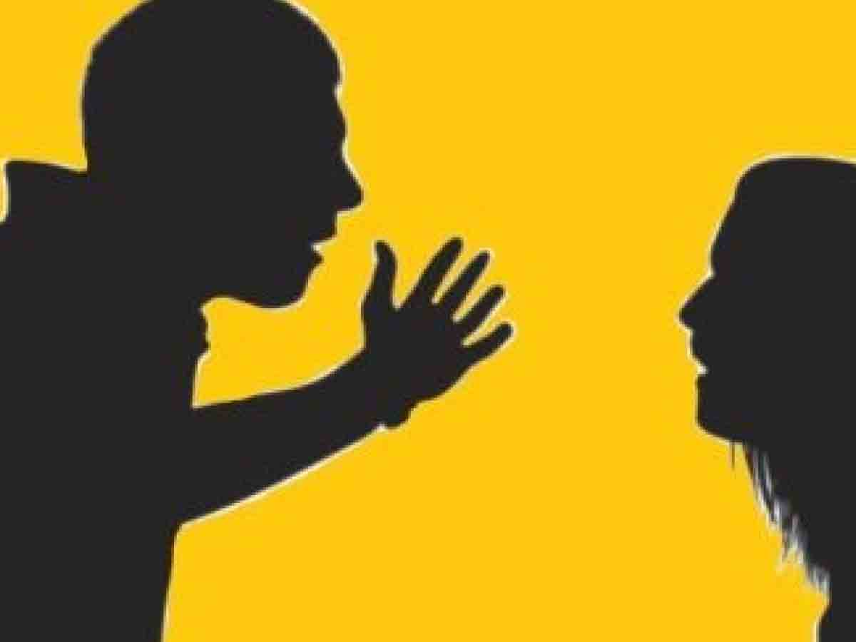 భార్య, కూతురిపై దాడి..కేసు నమోదు