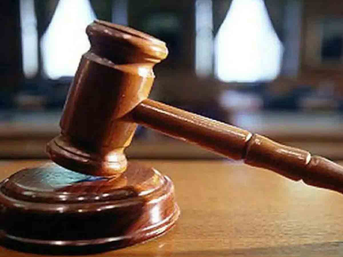 Atrocity case : దాసరి అరుణ్‌ కుమార్‌పై అట్రాసిటీ కేసు