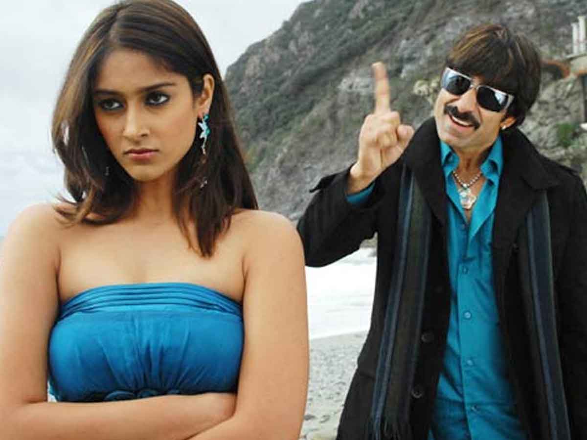 నాలుగో సారి జ‌త‌క‌ట్ట‌నున్న ఇలియానా- ర‌వితేజ‌