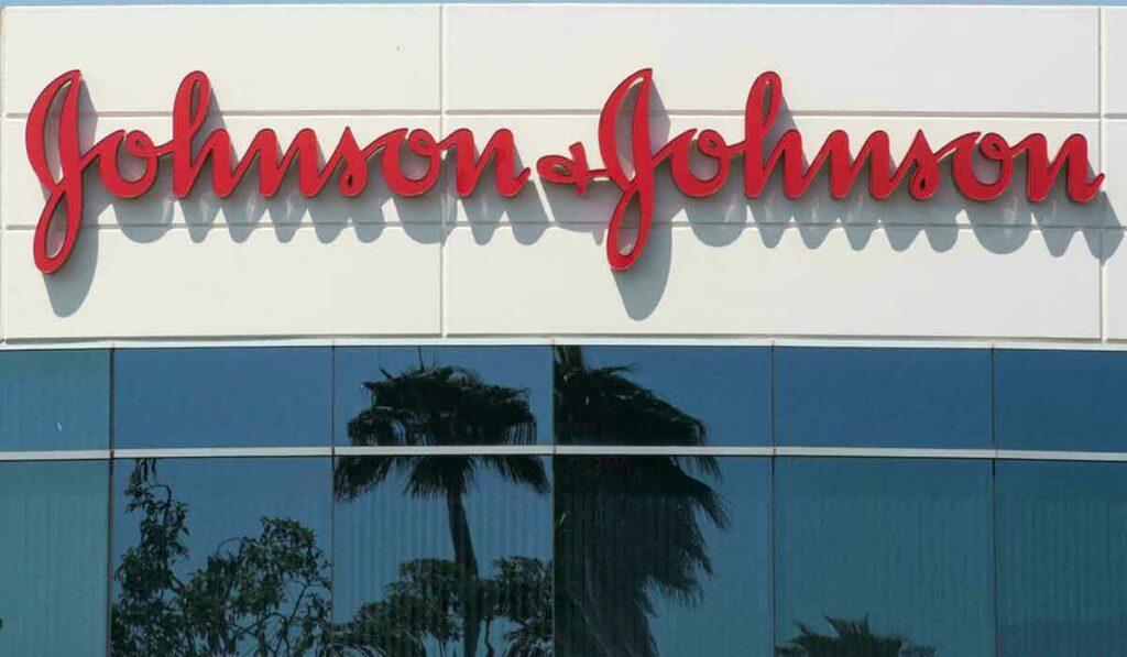 Johnson & Johnson: జాన్స‌న్ అండ్ జాన్స‌న్ సింగిల్ డోసు టీకాకు ఆమోదం